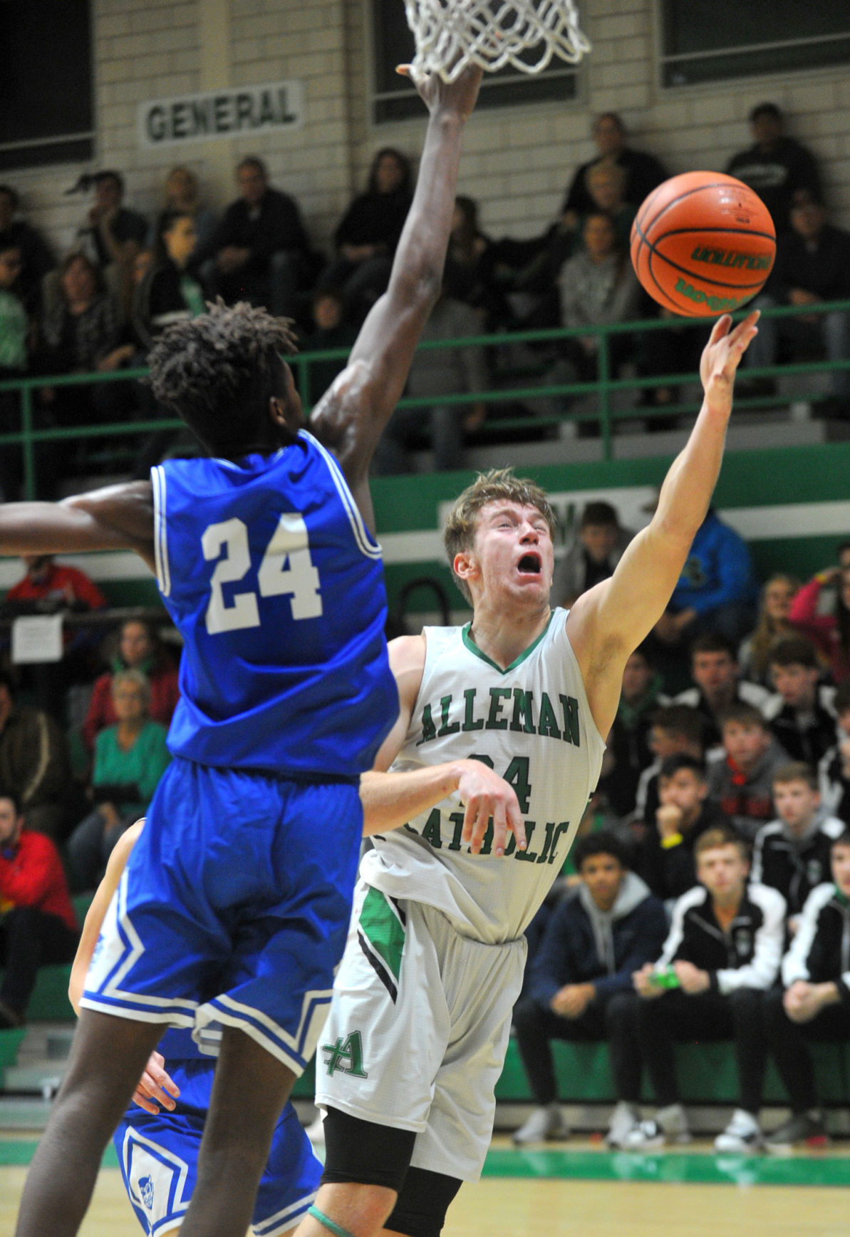 Quincy vs Alleman boys basketball